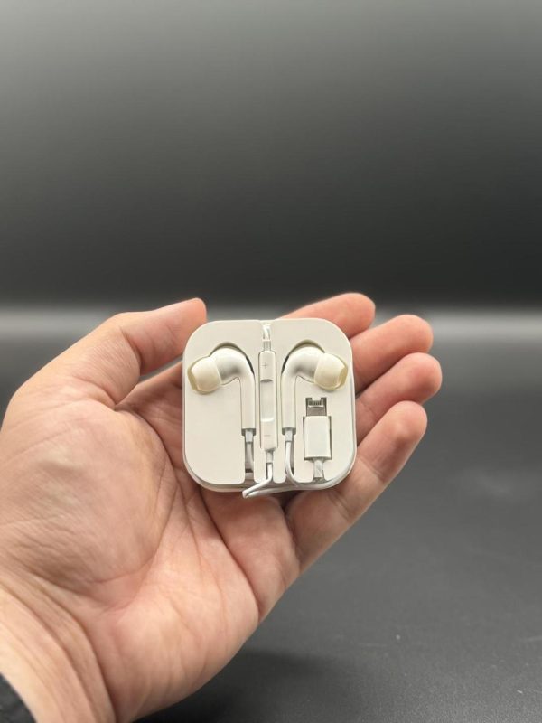 Apple Ear Headphones Wired