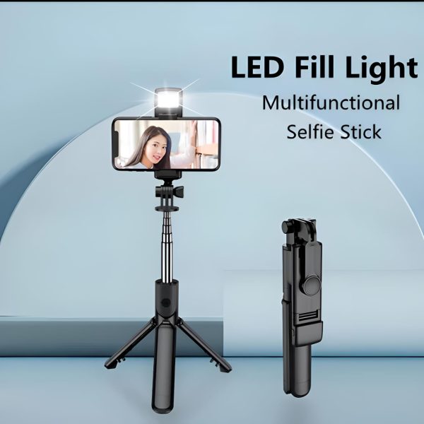 Selfie Stick With Light And Tripod R1s